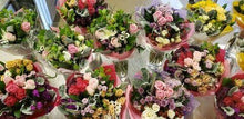 Load image into Gallery viewer, Supreme Farm Bouquets - 8 Bqts, 40cm, 30 Stems - 48LongStems.com
