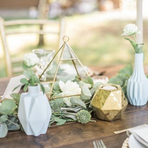 Easy Modern Wedding Tablescapes - 48LongStems.com