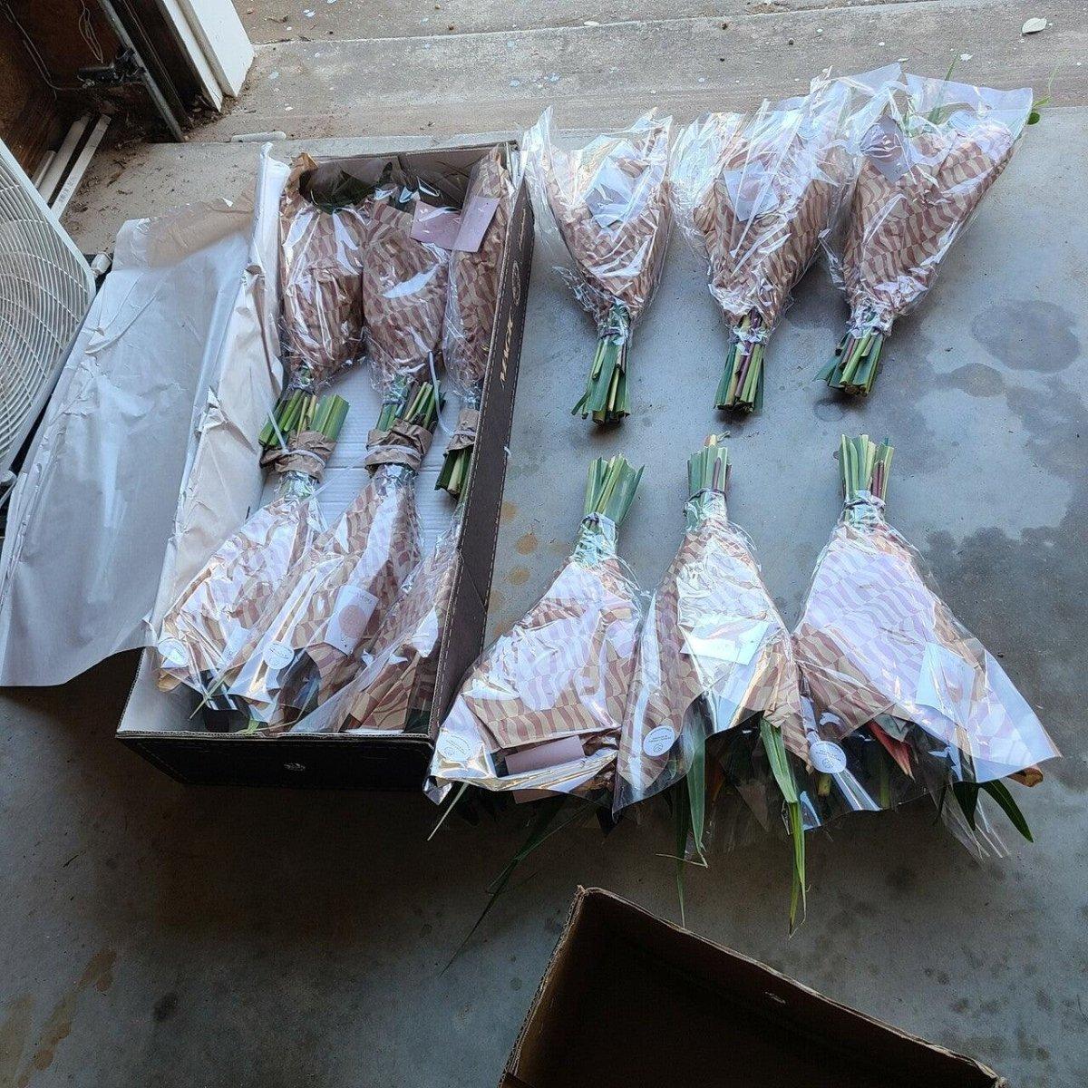 Medium Calipso Tropical Centerpieces - 48LongStems.com